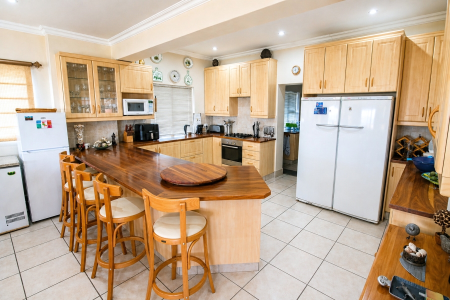 3 Bedroom Property for Sale in Port St Francis Eastern Cape